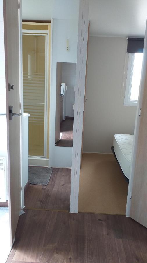 Mobilhome Chez Cathy & Simon Marseillan  Ngoại thất bức ảnh